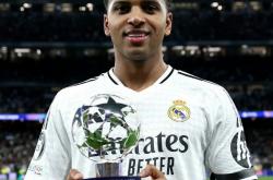 开云体育APP下载-多特蒙德翻盘曼联，罗德里戈打破历史纪录