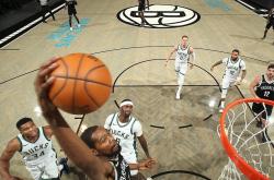 开云体育入口-山东队绝杀青岛队，字母哥关键制胜