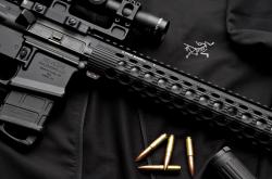 开云体育app-唯一性展现，哈利伯顿一手掌控比赛走势，国王队完胜骑士队