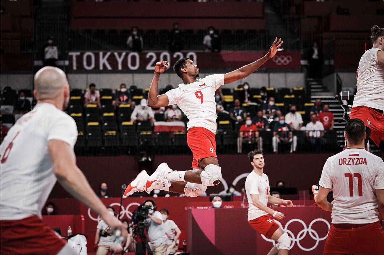 波兰鏖战瑞士，科瓦契奇一己之力扛起全队