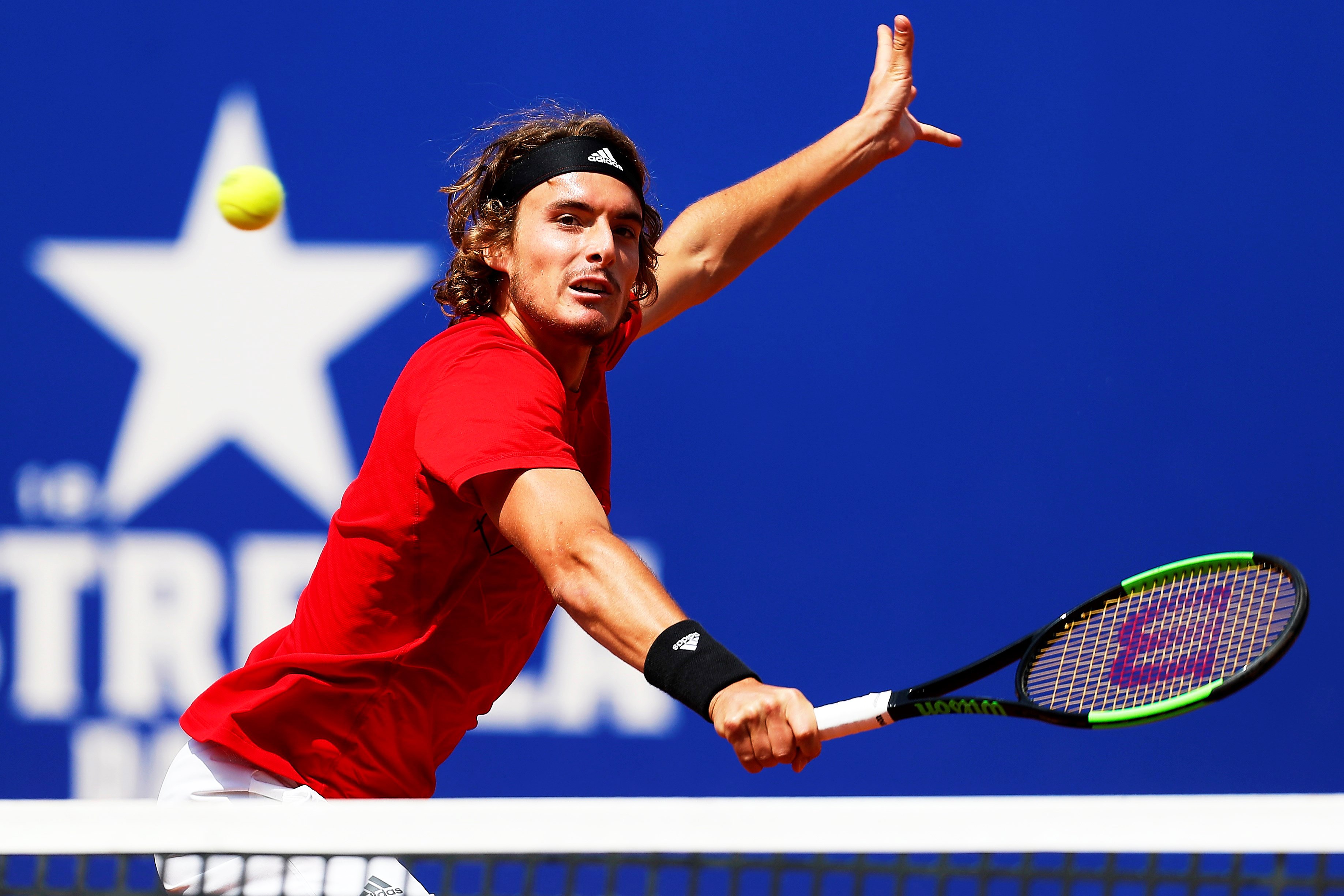 意大利网球队绝地反击日本网球队，西西帕斯关键制胜