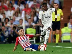 多特蒙德碾压波兰，维尼修斯高光表现的简单介绍