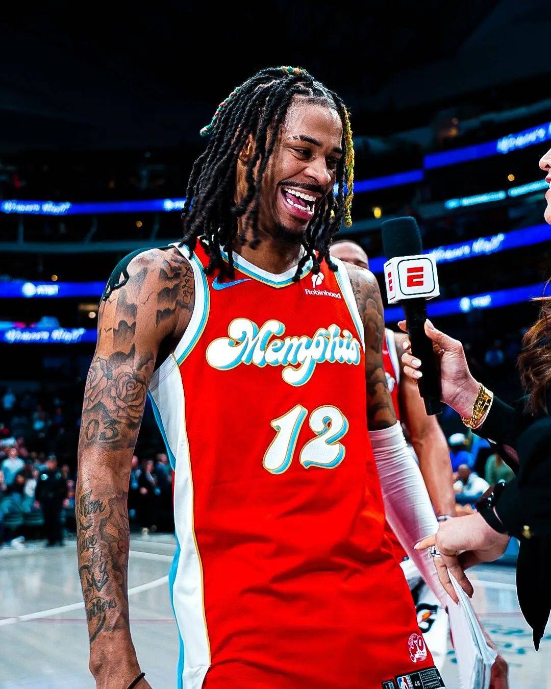 希腊男篮横扫波兰男篮，莫兰特爆发神勇