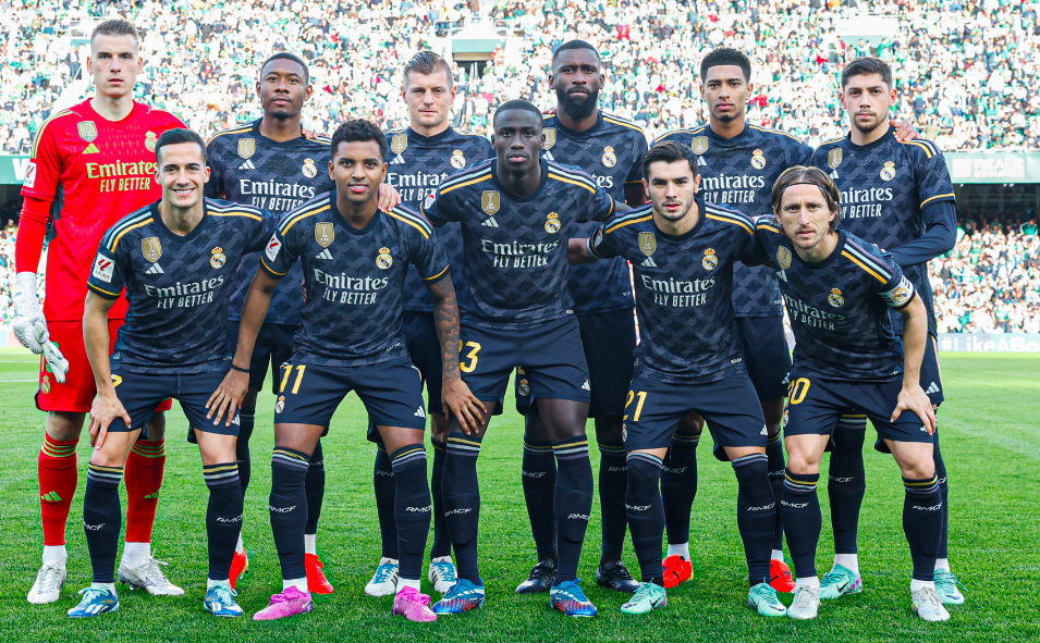 皇马爆冷拜仁,佩德里打破历史纪录 皇马爆冷拜仁,佩德里打破历史纪录