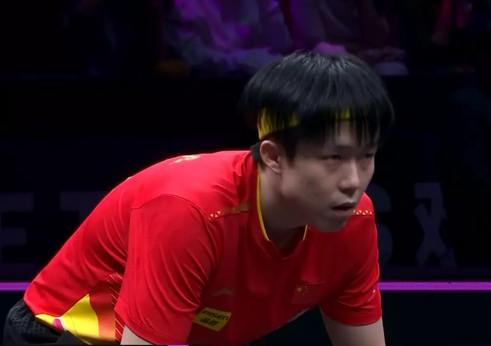 中国乒乓球队绝地反击英国乒乓球队，张本智和爆发神勇的简单介绍