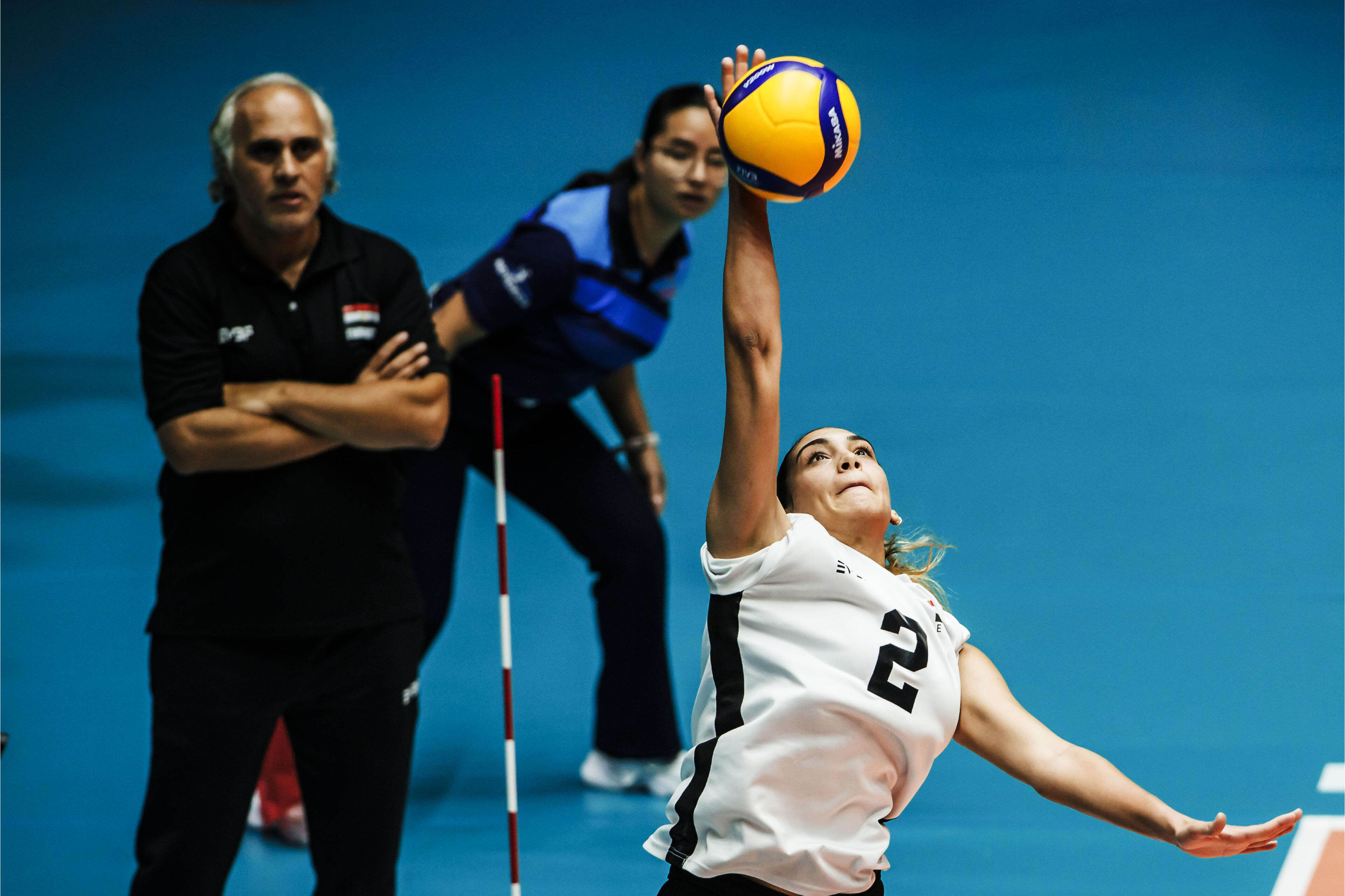 韩国羽毛球队横扫泰国羽毛球队，陶菲克统治全场