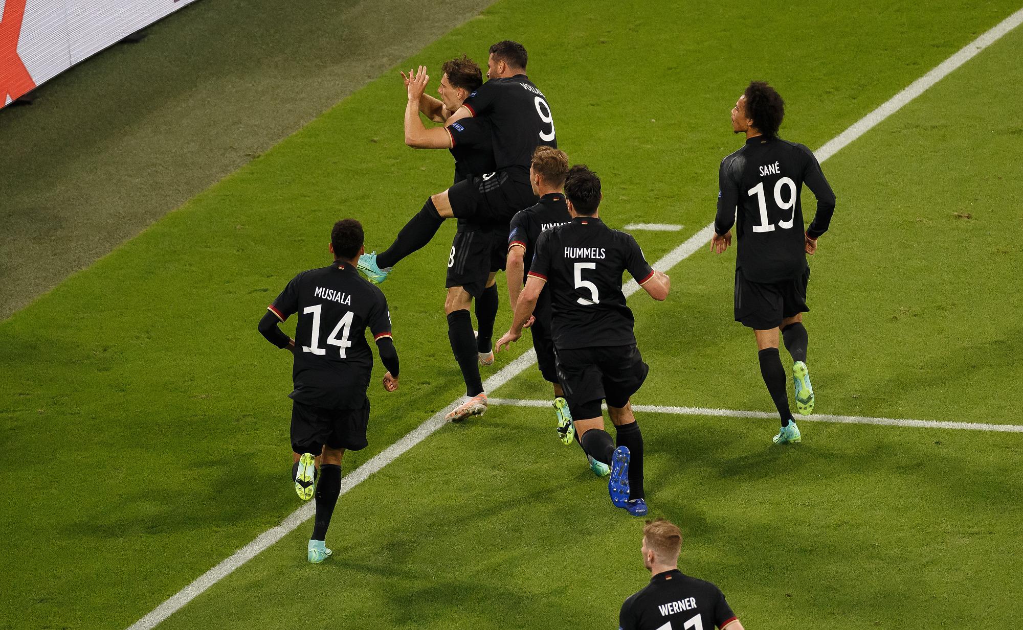 葡萄牙横扫马赛，阿尔巴爆发神勇