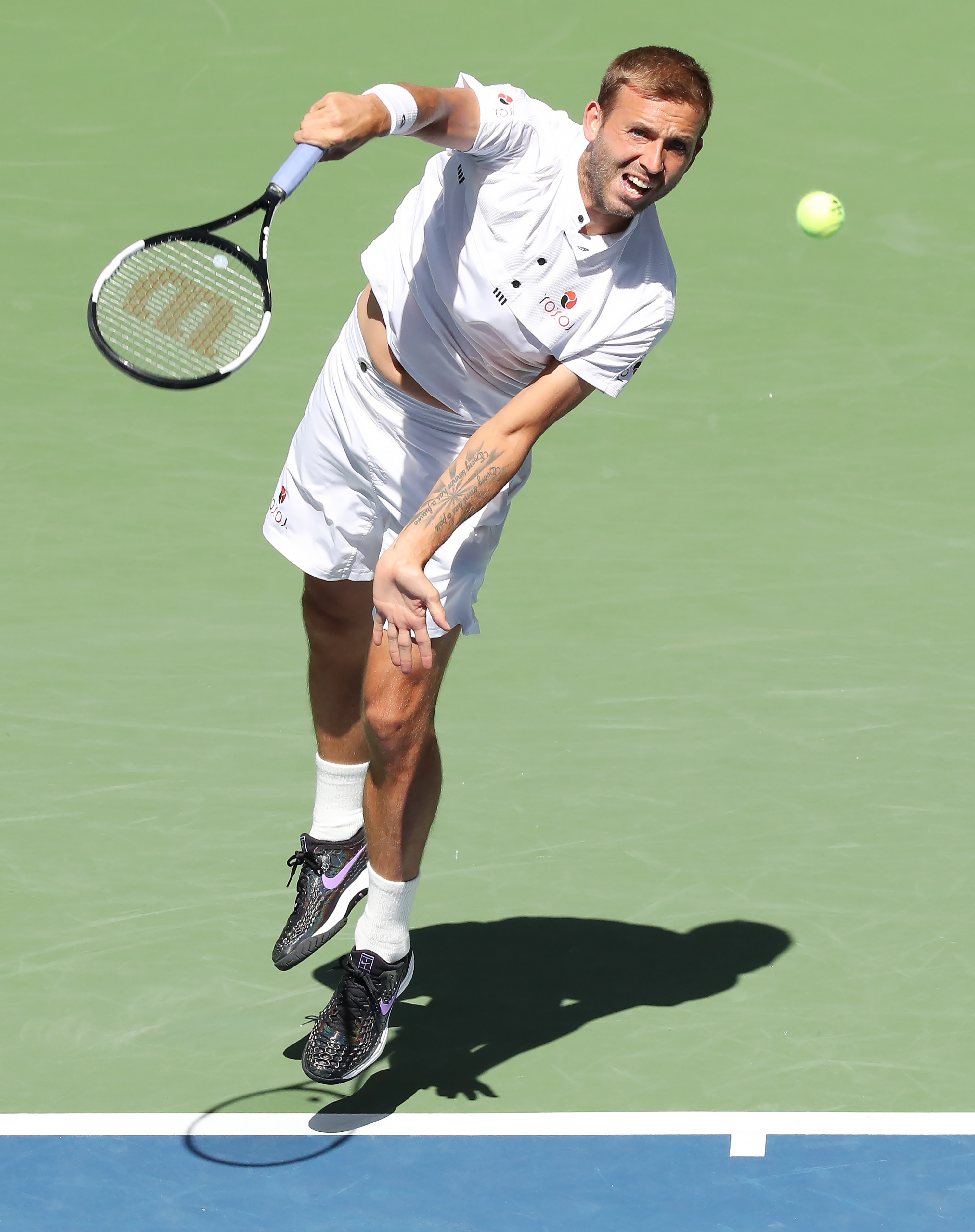 关于西班牙网球队逆转英国网球队,费德勒三分雨点燃全场的信息 关于西班牙网球队逆转英国网球队,费德勒三分雨点燃全场的信息