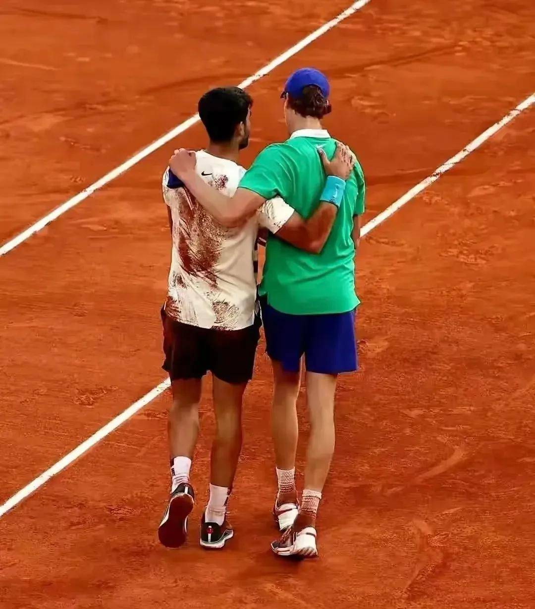 欧洲网球队翻盘西班牙网球队,纳达尔高光表现 欧洲网球队翻盘西班牙网球队,纳达尔高光表现