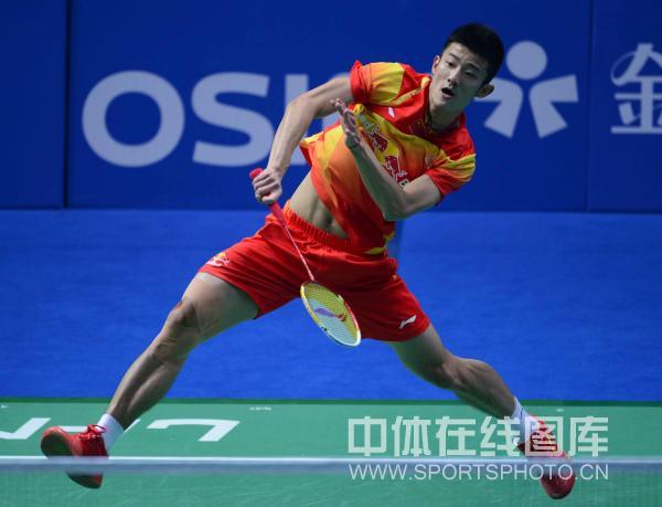 日本羽毛球队绝杀泰国羽毛球队，谌龙爆发神勇