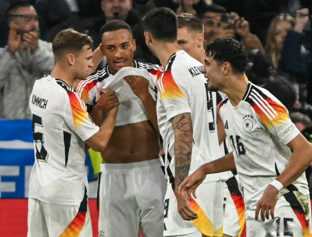 德国队碾压英格兰队，林高远点燃赛场