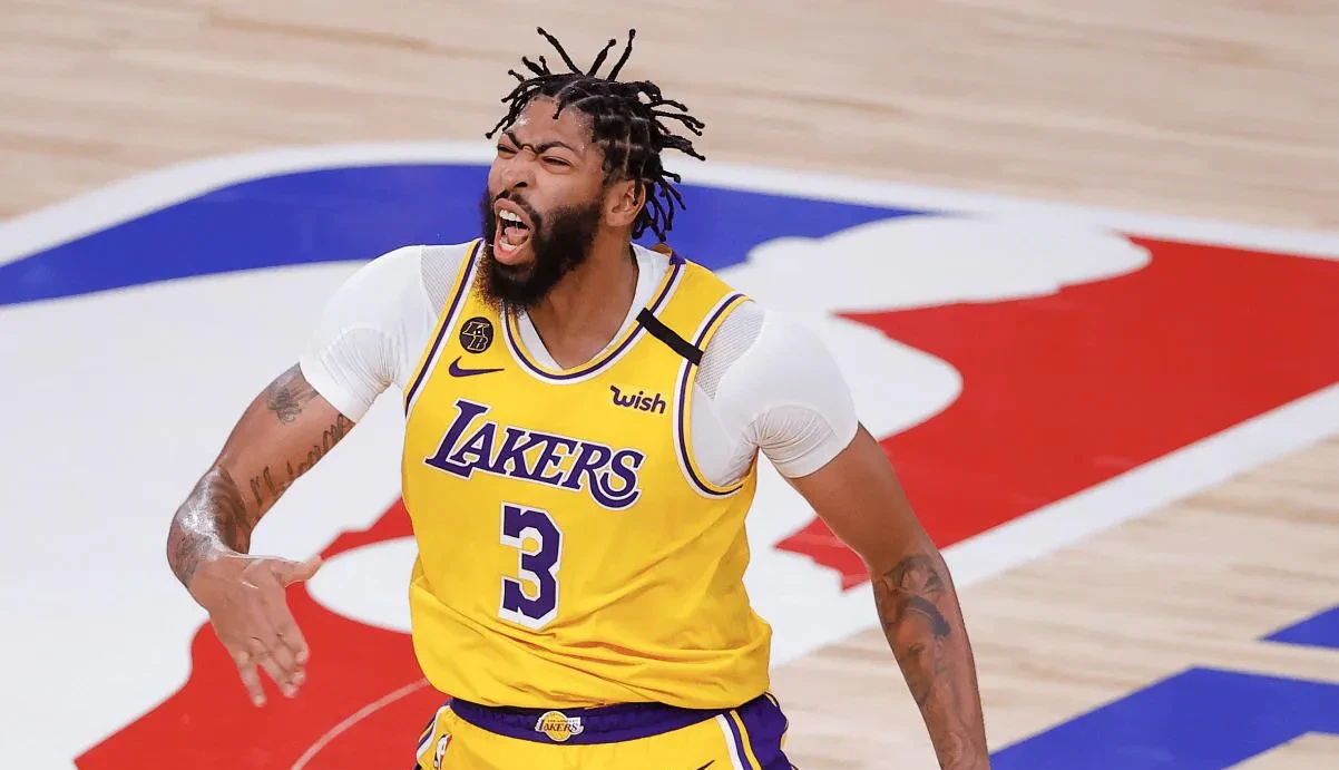 鹈鹕翻盘凯尔特人，浓眉哥统治全场