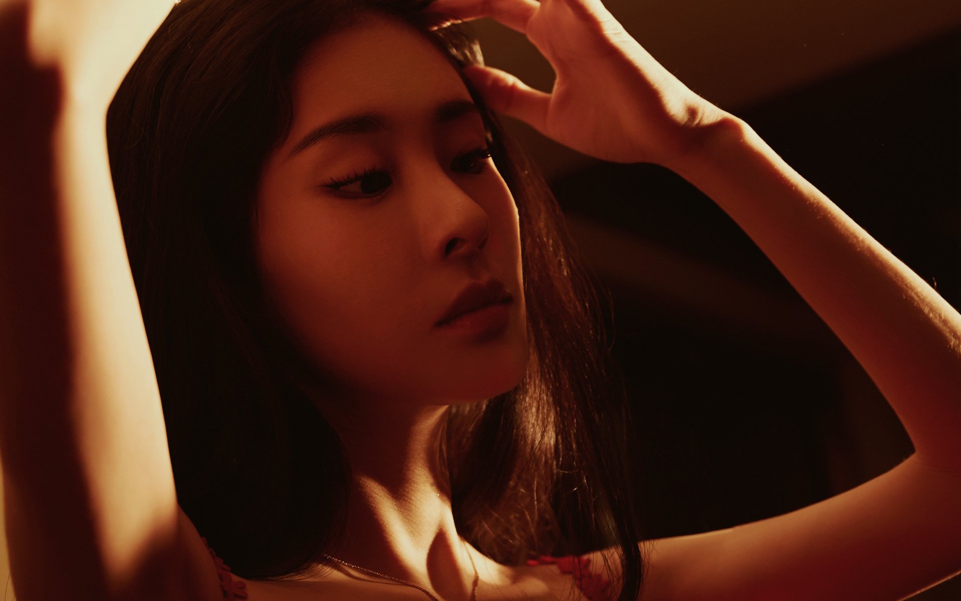 传奇落幕前的最后一剑,阿隆索驾驶阿斯顿马丁绝杀雷诺车队