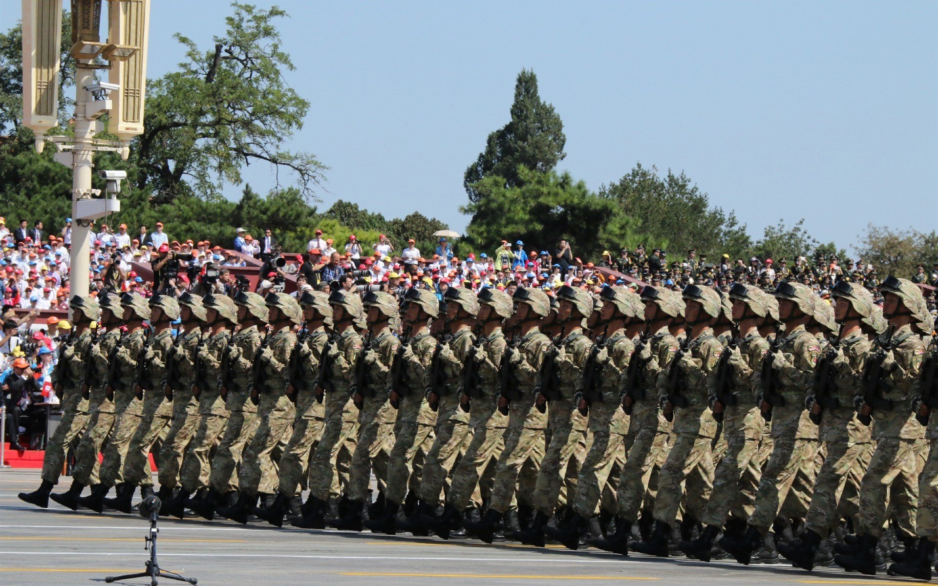 冰与火之歌,当开拓者的狂潮淹没热火,布克用铁索铸就防线