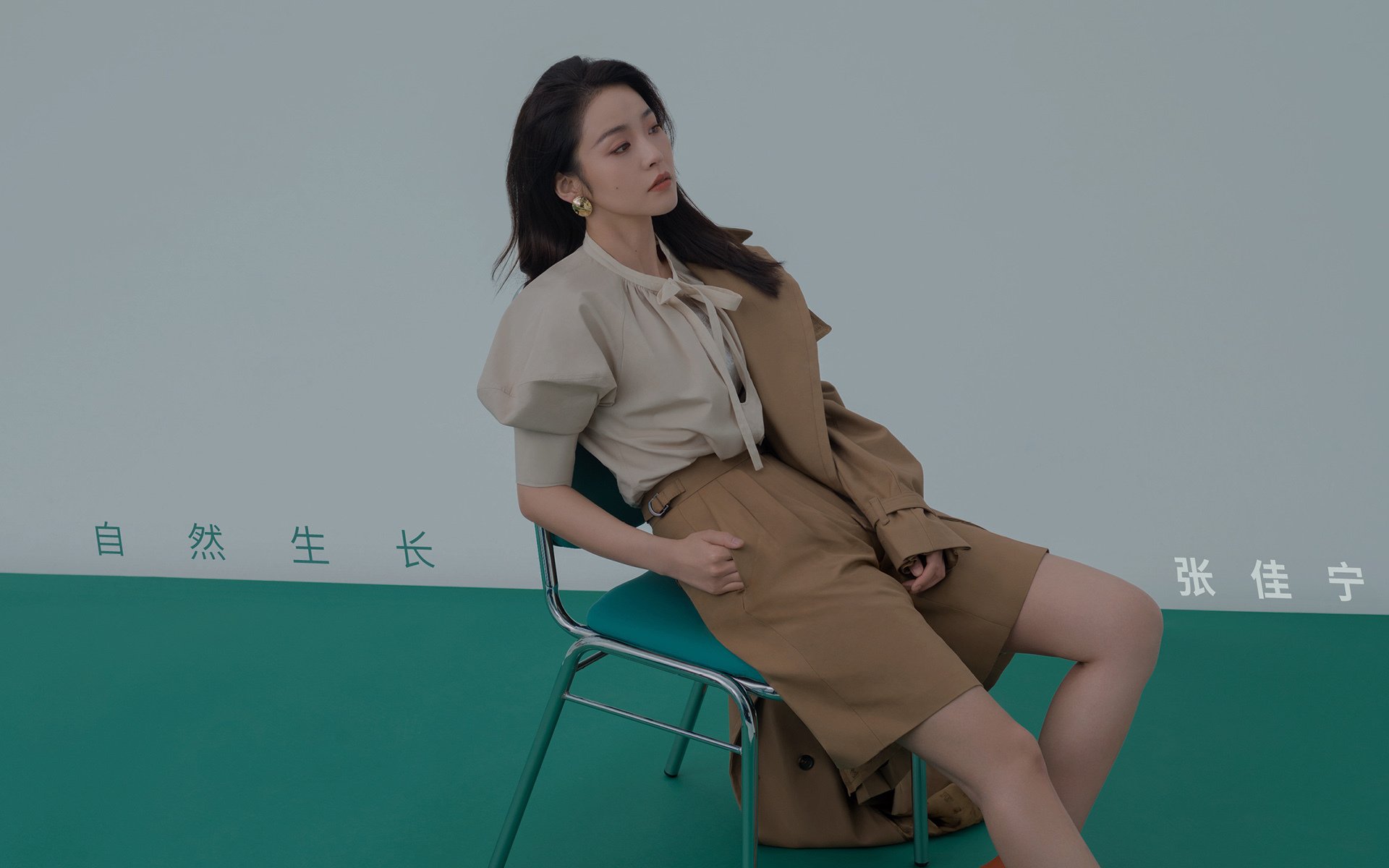 钢铁洪流VS彩虹国度,当莱万一剑封喉,马德里竞技如何击败南非?