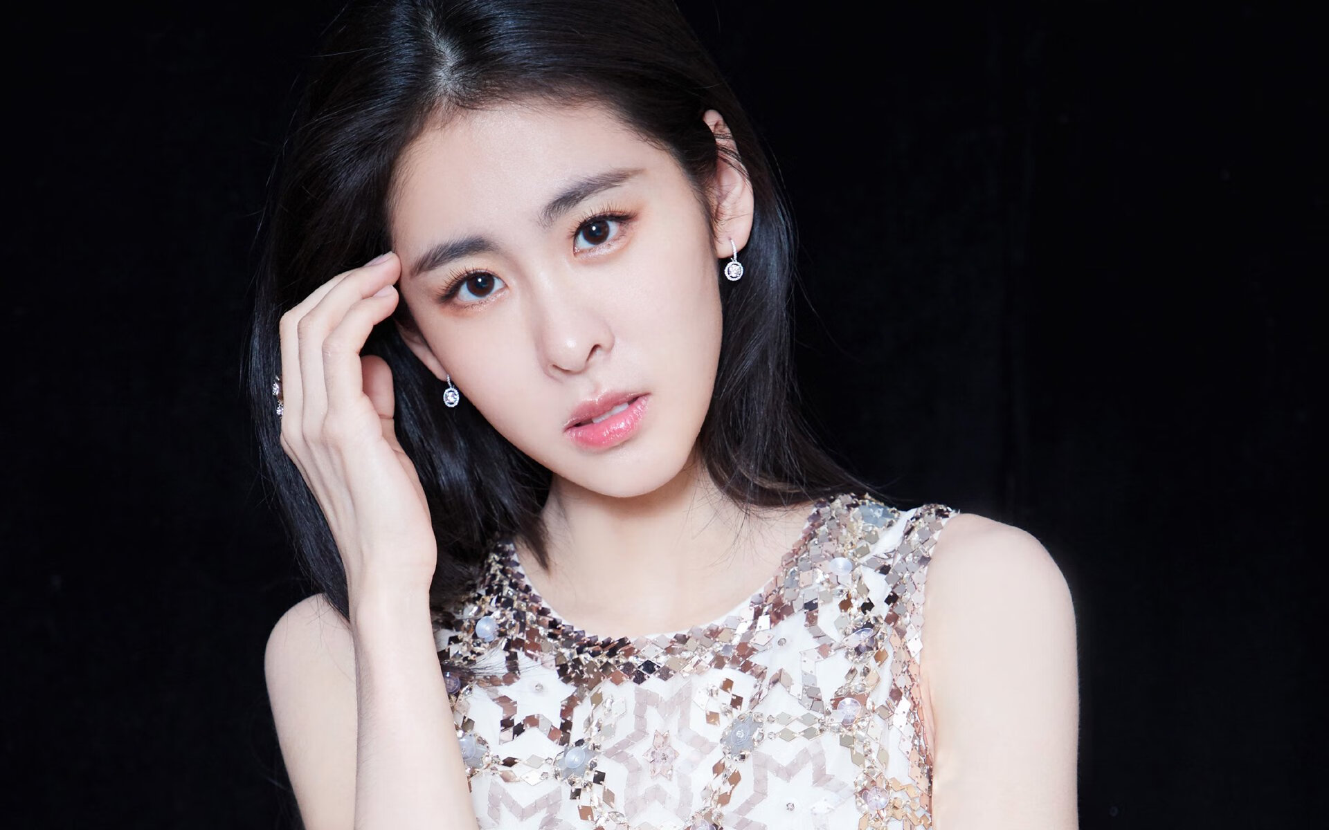 一旧将造新神,一新章续传奇,弗拉霍维奇里程碑之夜,瑞士门墙铸就国米钢铁防线